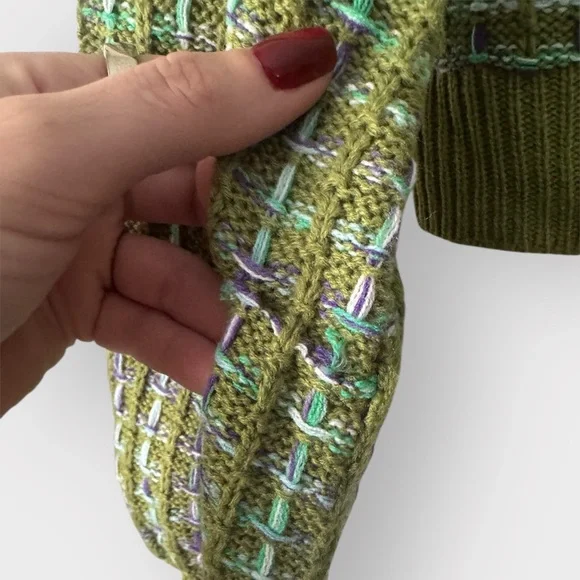 NEW Cupshe Rainbow Stitching Drop Sleeve Semi-cropped Sweater Size Small - Picture 6 of 11